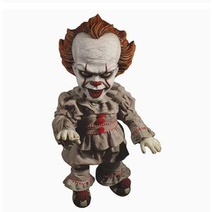MEZCO DESIGNER SERIES IT (2017) Mega Scale Talking Pennywise